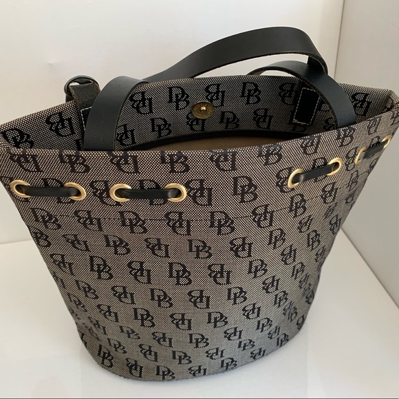 Dooney & Bourke Shoulder Bag - Picture 4 of 14